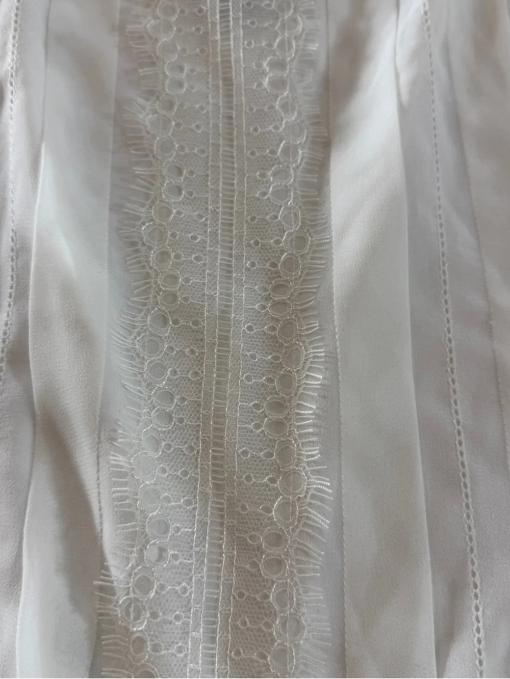 White House Black Market Sheer White Lace-Trim Button Front Blouse Sz XL NWT - Picture 2 of 10